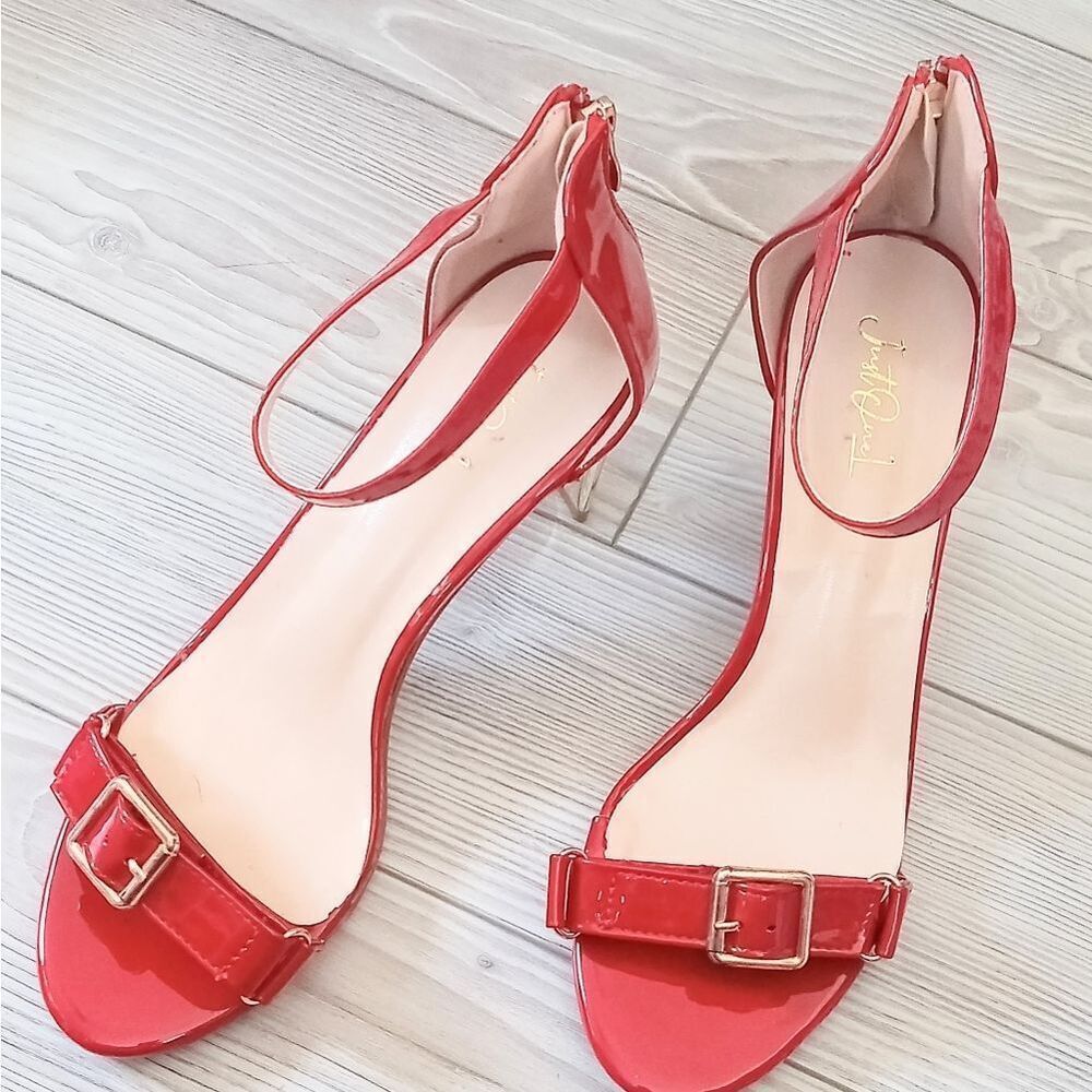 (18-4553) Just The one Women's Heels Sz 9